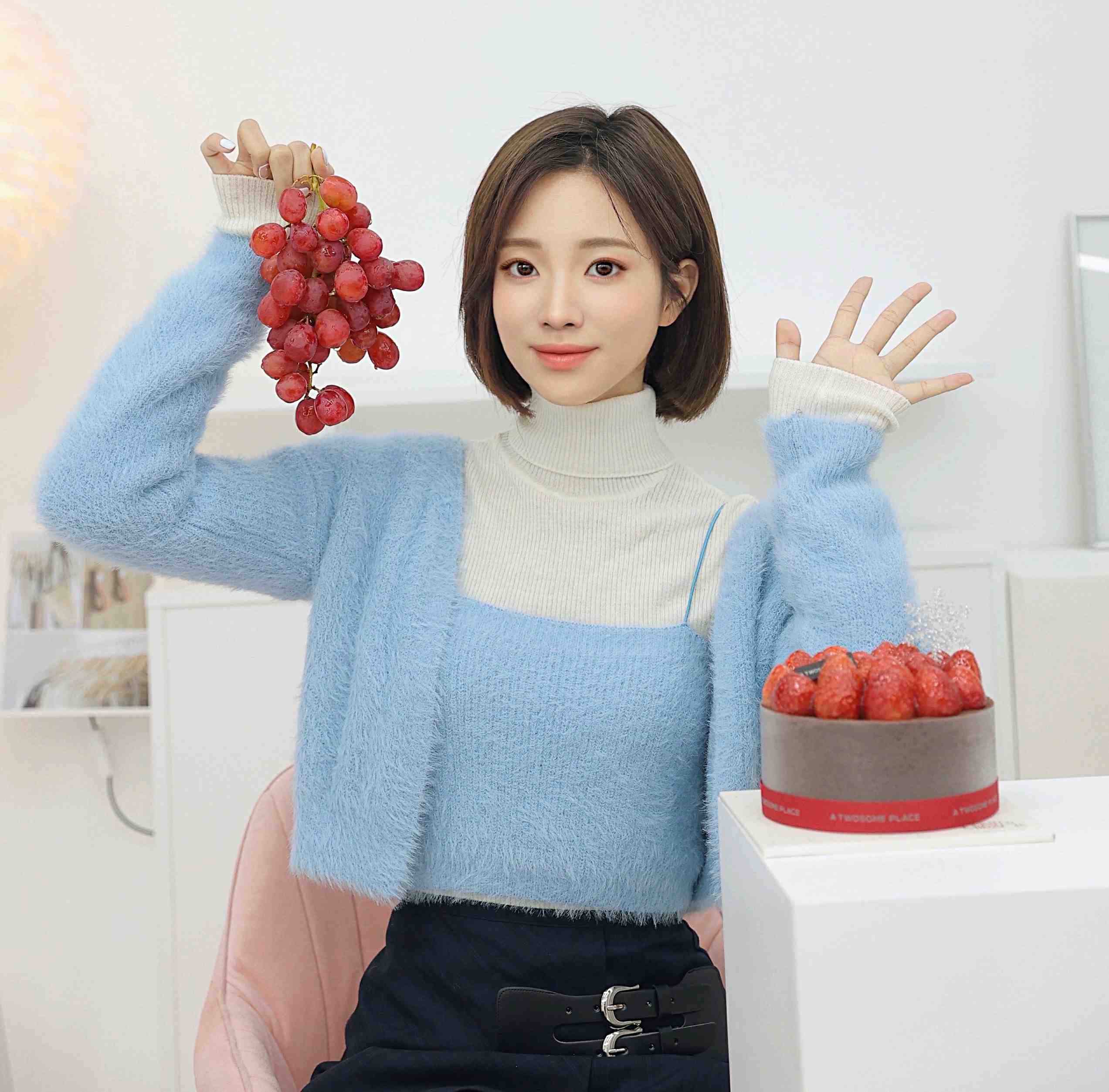 이미지: 스마일게이트 한유아(Yua)