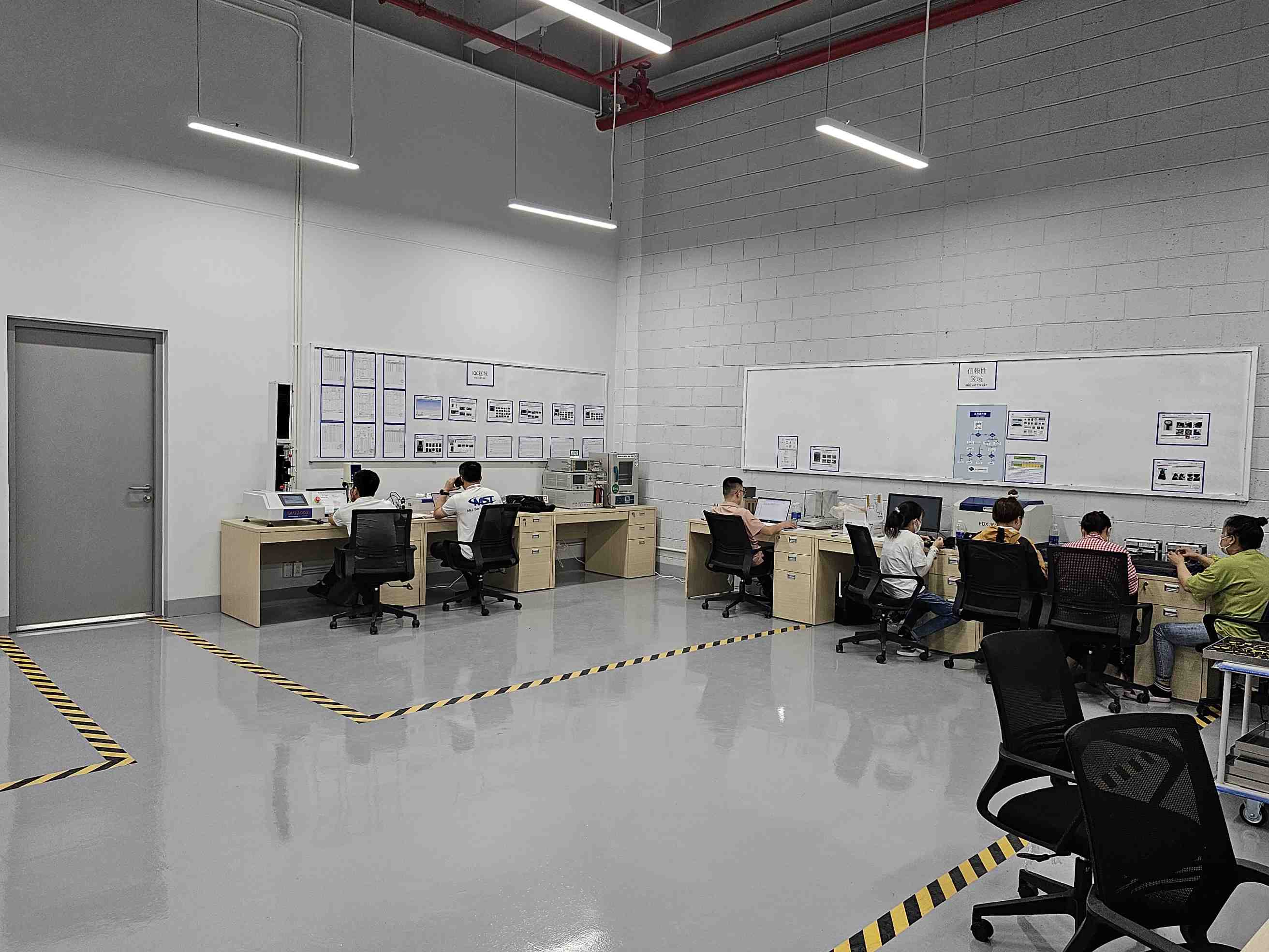 이미지: 롱안 공장 내부전경(1)